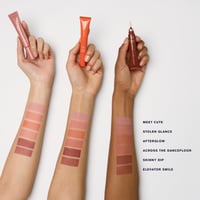 Estée Lauder Futurist Blushmaker Tinta Guance Effetto Rugiada