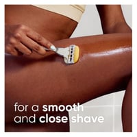 Gillette Venus Travel Essentials Shave Gift Set