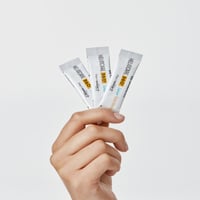 Heliocare 360º Junior Oral Sticks x20