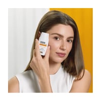 ISDIN FotoUltra 100 Active Unify Color Fusion Fluid LSF50+ Sonnenschutz 50ml