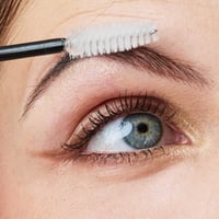 La Saponaria جل تثبيت مقوٍّ للحواجب 10ml