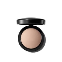 M.A.C Cosmetics Mineralize Skinfinish Natural Powder