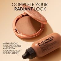 M.A.C Cosmetics Skinfinish Sunstruck برونزر مشرق Radiant Medium Golden 8g
