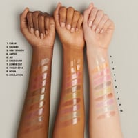 M.A.C Cosmetics Squirt أحمر شفاه بلاسم منتفخ 12 Heat Sensor 2.3g