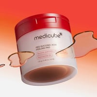 Medicube باد التقشير بحمض السكسينيك الأحمر ×70