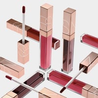 NARS Cosmetics Afterglow Shkëlqyes Buzësh 777 Orgasm 5.5ml