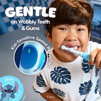 Oral-B iO™ Kids 6+ Electric Toothbrush Stitch + Travel Case