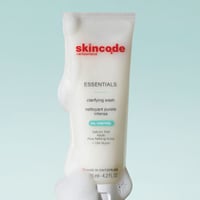 Skincode Essentials Oil Control Clarifying Wash 125ml