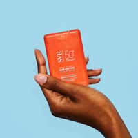 SVR Sun Secure Moisturizing Invisible Pocket Spray Sunscreen SPF50+ 20ml (0.68fl oz)