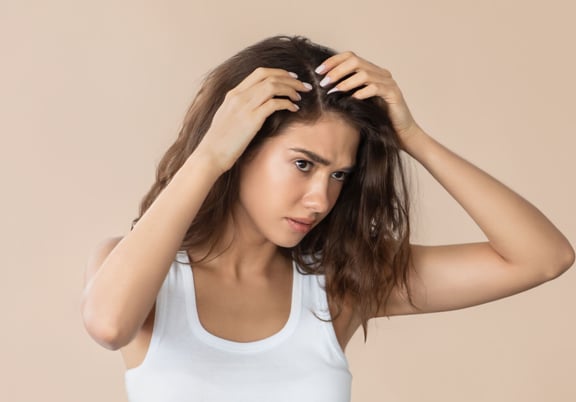 Try These Shampoos to Treat Dandruff & Itchy Scalp