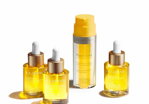 ما هو أفضل زيت وجه Clarins بالنسبة لي؟