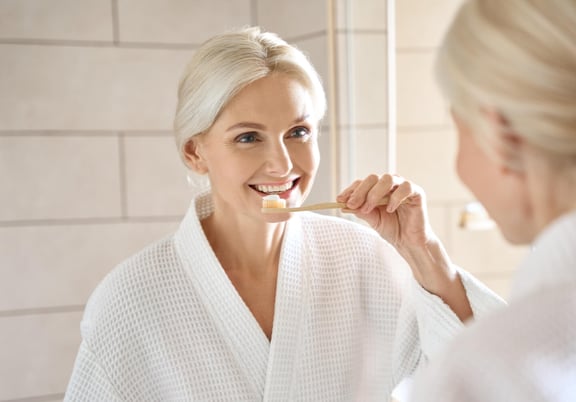 Should You be Using a Whitening Toothpaste?