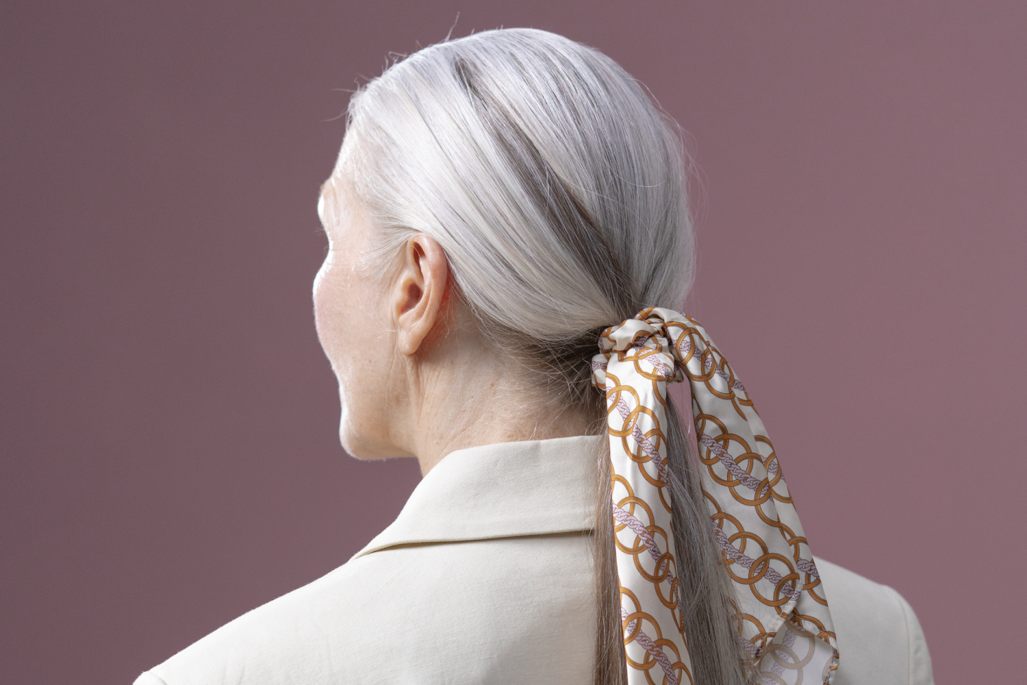 Goodbye Yellow: The Best Purple Shampoos for Natural Gray Hair