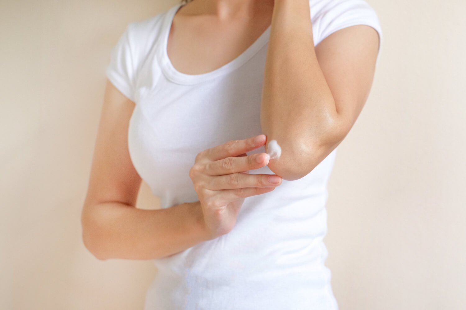 How to Care for Dark Elbows and Knees