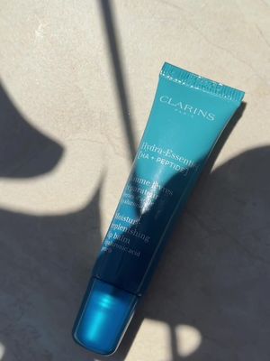 Clarins Hydra-Essentiel [HA + Peptide] Moisture Replenishing Lip Balm